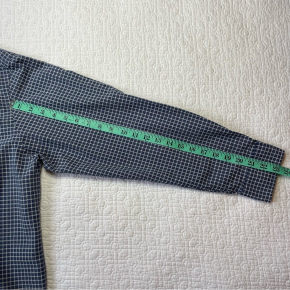 HAGGAR HERITAGE COLLECTION Men's Long Sleeve Dress Shirt, size Large, Blue Check - Picture 5 of 10